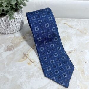 NWOT Brooks Brother Men's 100% Silk Navy Tie Italian‎ Fabric